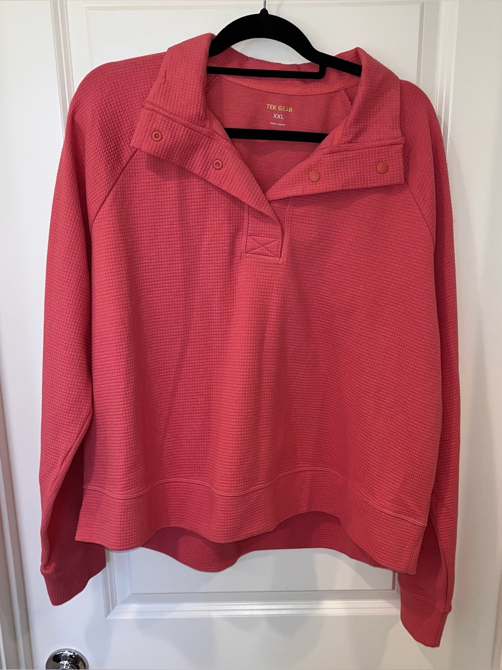 New w/ tag Women's Tek Gear® Waffle Henley Top long sleeves size 2XL coral pink